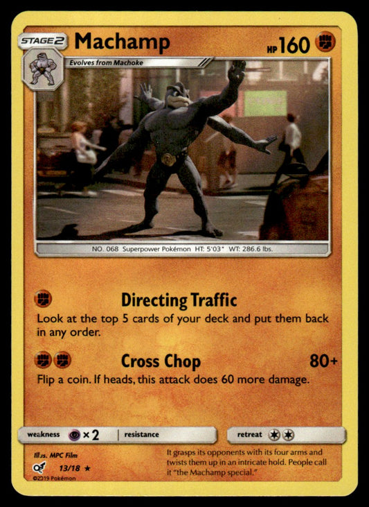 Machamp Holo 13 - Detective Pikachu