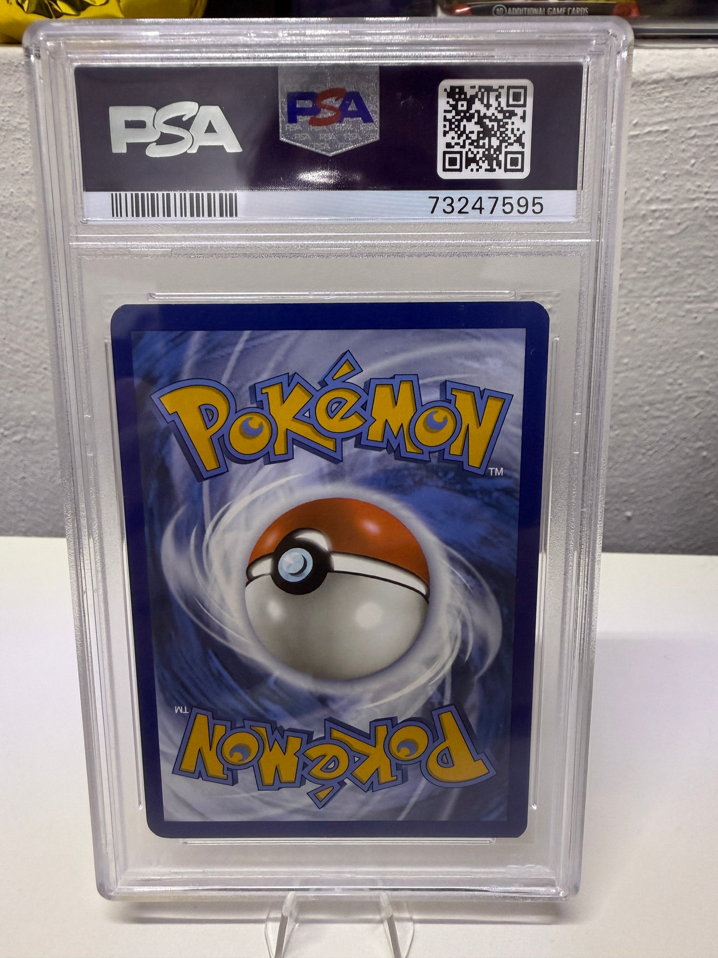 PSA 9 - Pikachu Crown Zenith GG30  (Subasta #1001)